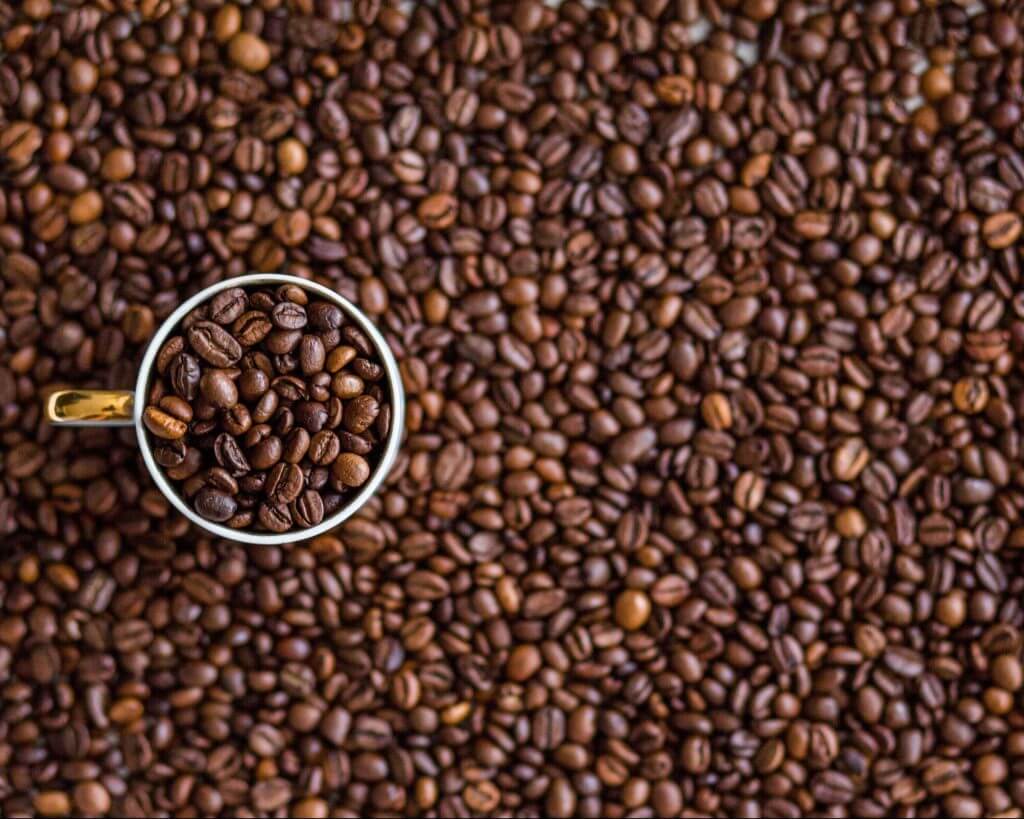 fattori di rischio di infertilità caffeina