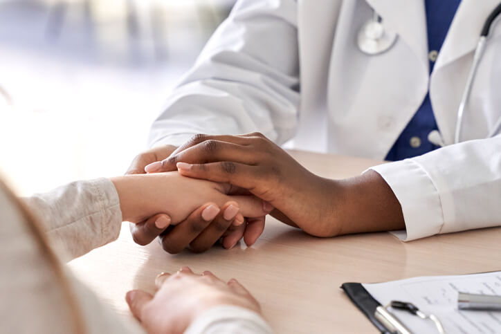 Insufficienza ovarica precoce, Raprui al fianco delle donne